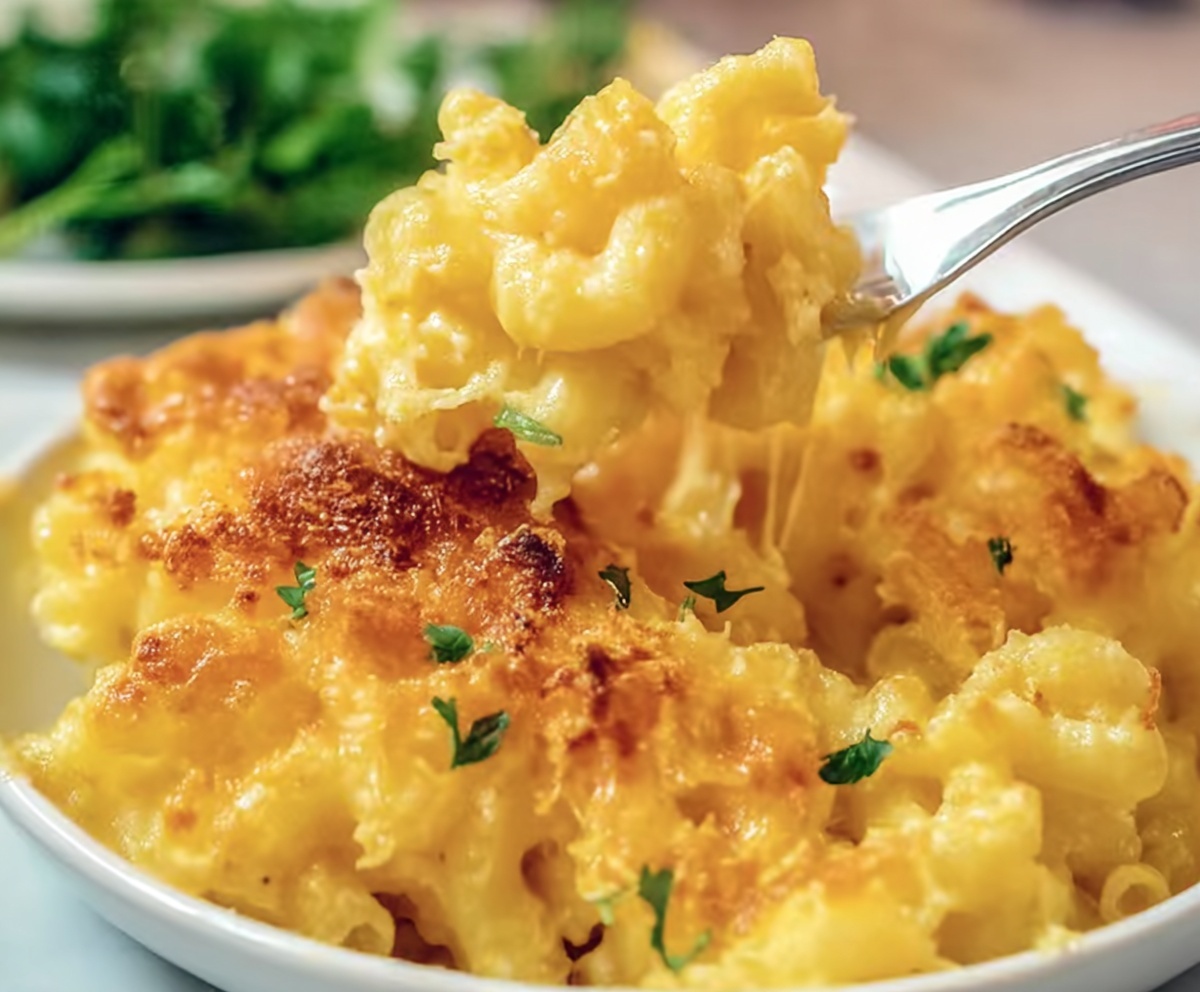 Simple Air Fryer Mac and Cheese