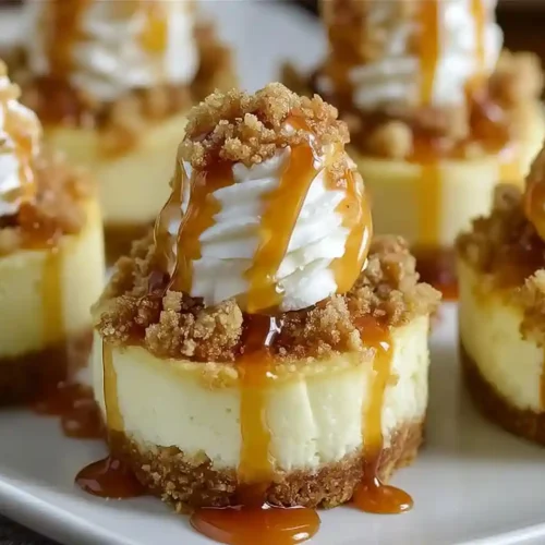 Apple Crisp Mini Cheesecakes