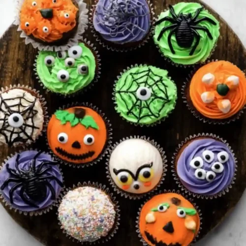 Decorated Halloween Cupcakes