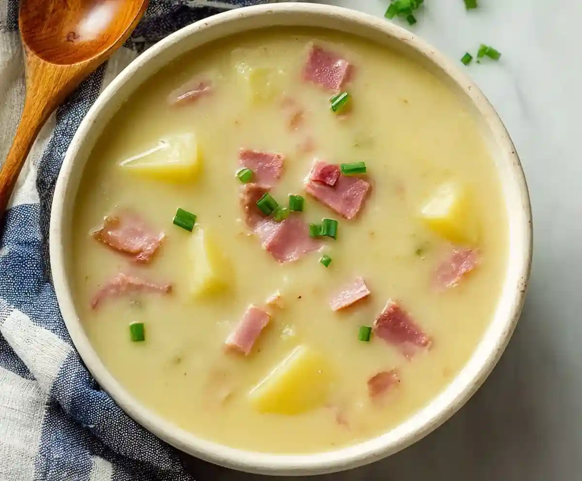 Buttery Spiral Ham and Potato Soup