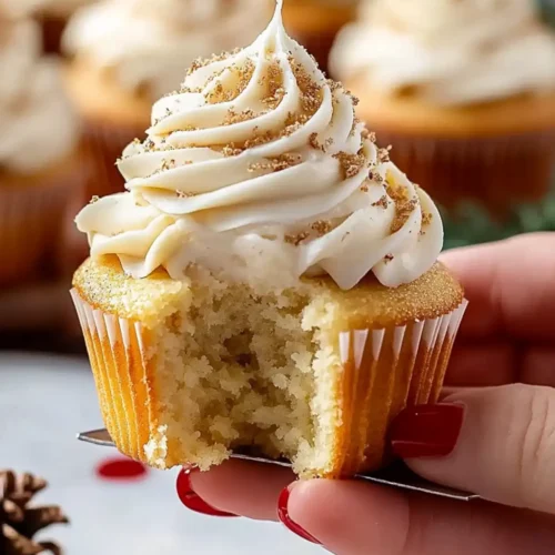 Delicious Eggnog Cupcakes